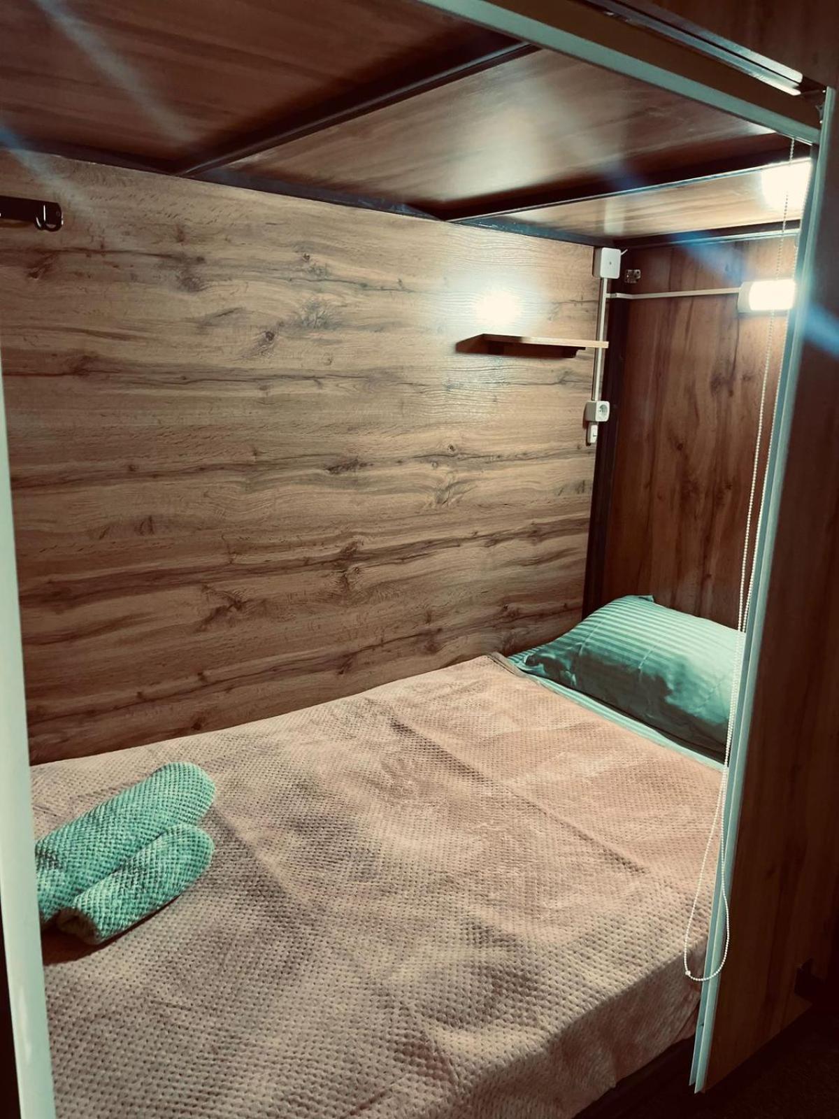 Hostel Kochevnik Capsule Hotel Алматы Экстерьер фото